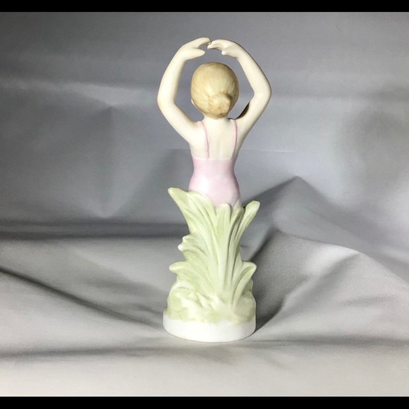 Lefton The Christopher Collection hand painted - Picture 9 of 16